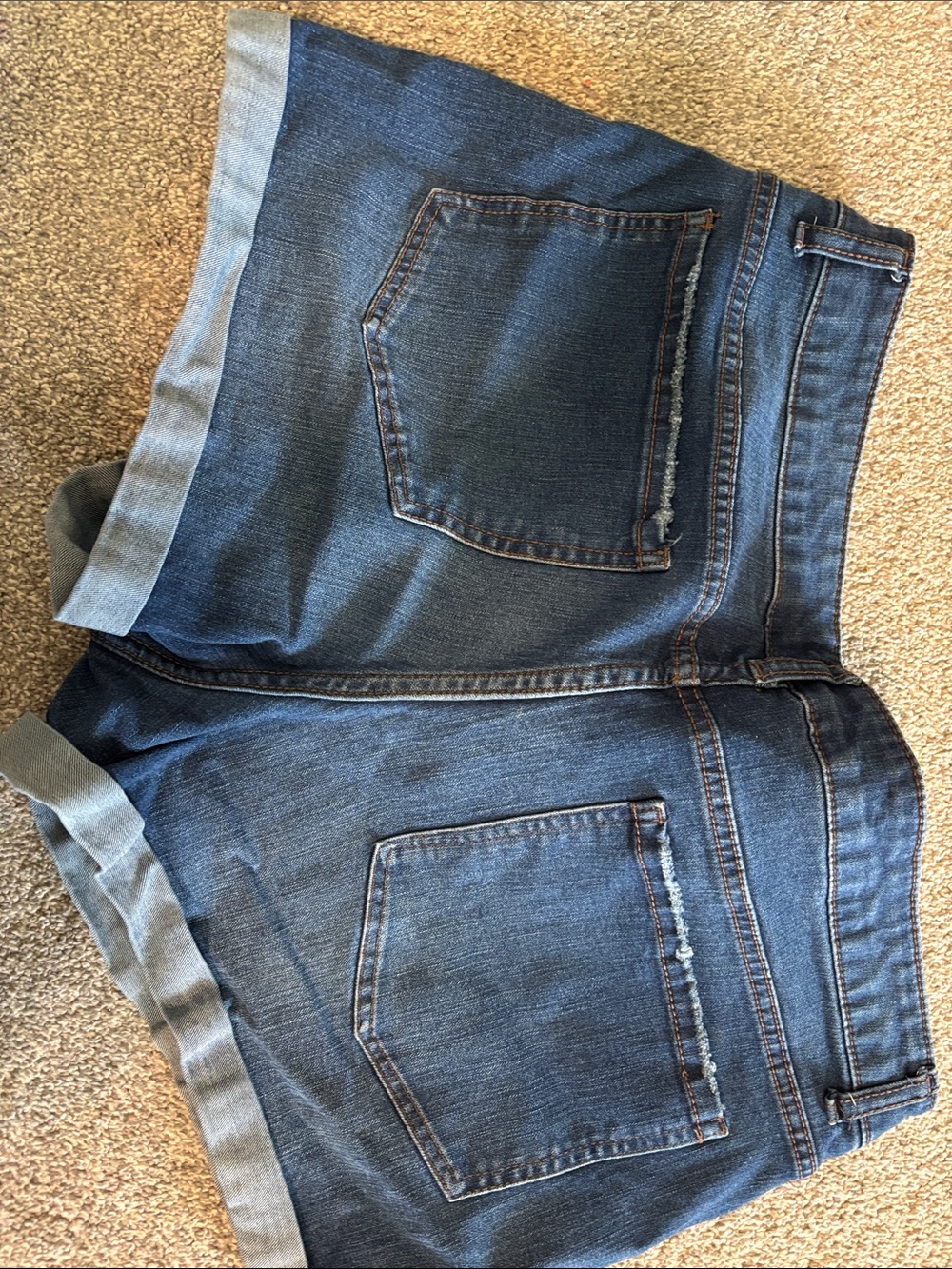 Time and Tru Dark and Light Blue Two-Tone Denim Shorts - Picture 3 of 3